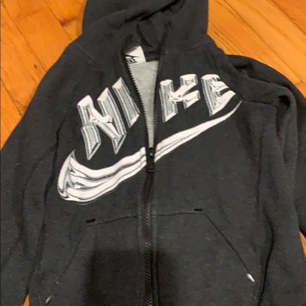 Boys Nike zip up sweatshirt